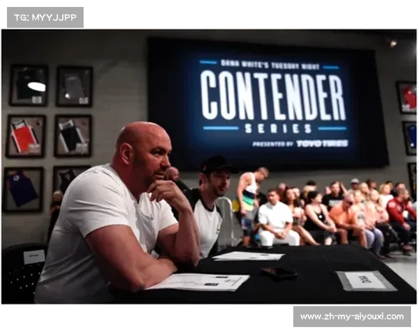 沃尔科夫分歧判定胜阿尔梅达 白大拿支持裁判评分标准